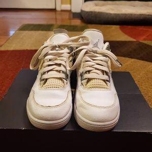 Air Jordan retro 4
